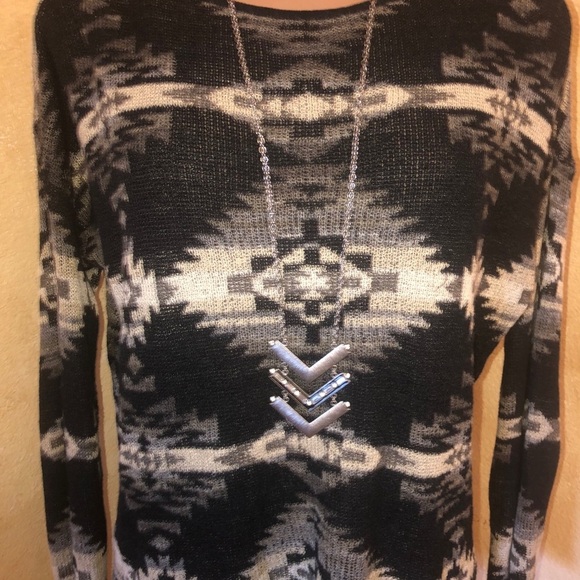 RL DENIM & SUPPLY Aztec Southwestern Print Sweater - Picture 4 of 6